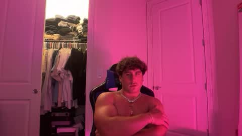 Snapshot of hungkingg22 chatting on 04/15/26, 07:58 hungkingg22 online show from 04/15/26, 07:58