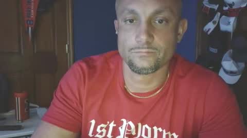 hunglikeray2286 online show from 04/11/26, 07:45