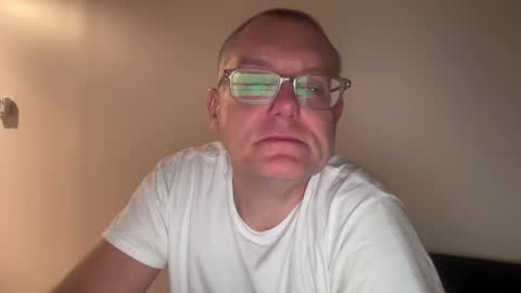 AARON online show from 11/14/25, 02:43