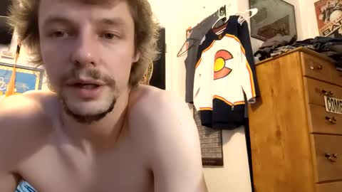 Snapshot of hungtxcock92 chatting on 01/29/25, 06:54 hungtxcock92 online show from 01/29/25, 06:54