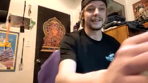 Snapshot of hungtxcock92 chatting on 02/21/25, 10:28 hungtxcock92 online show from 02/21/25, 10:28