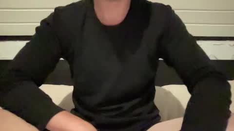 hungwank95 online show from 12/13/24, 07:53