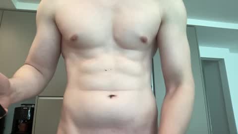 hungwank95 online show from 04/05/26, 02:47