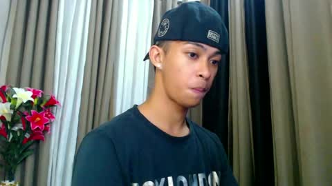 Snapshot of hunk_edward chatting on 07/05/26, 10:11 hunk_edward online show from 07/05/26, 10:11
