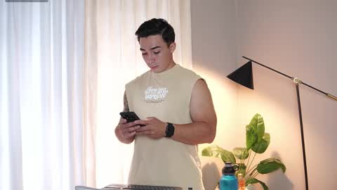 hunk_ryan online show from 11/09/25, 06:28