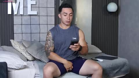 hunk_ryan online show from 11/13/25, 08:13