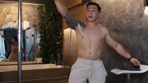 hunk_ryan online show from 11/20/25, 12:27