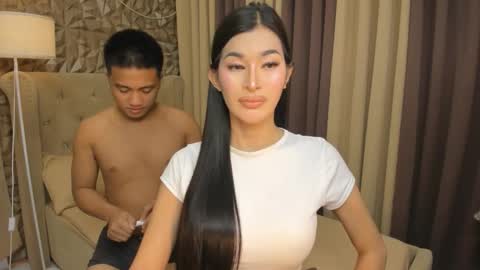 hunkhomerontop online show from 10/29/25, 07:21