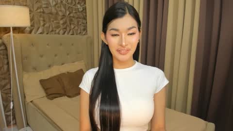 hunkhomerontop online show from 11/03/25, 06:25