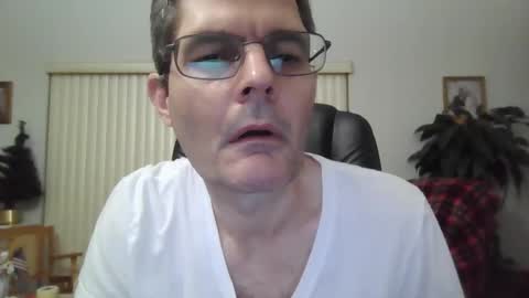hunkmasclefad458 online show from 12/23/24, 03:07