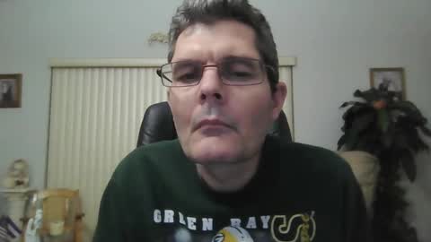 hunkmasclefad458 online show from 02/17/25, 06:20