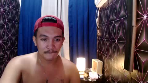 hunkylloyd online show from 12/20/24, 10:38