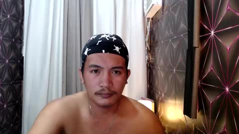 hunkylloyd online show from 01/18/25, 01:08