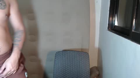 hunkyzeus online show from 01/16/25, 04:38