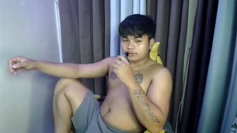 hunkyzeus online show from 06/19/26, 05:45