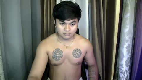 hunkyzeus online show from 06/28/26, 04:24