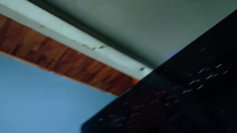 Hunter  online show from 10/20/25, 07:14