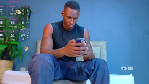 Hunter  online show from 04/17/26, 07:17