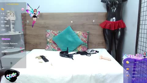 Snapshot of hunter_ignis chatting on 01/30/25, 12:18 I G N I S online show from 01/30/25, 12:18