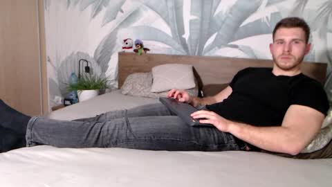 Hunter Bridges online show from 02/09/25, 09:28