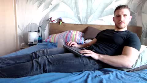 Hunter Bridges online show from 03/01/25, 06:57