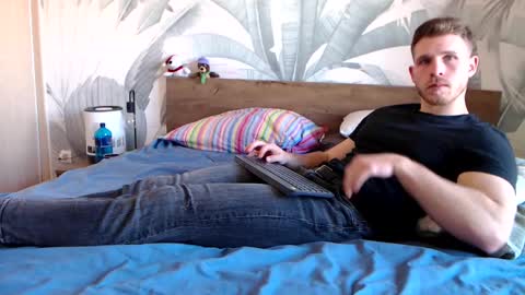 Hunter Bridges online show from 03/07/25, 12:34