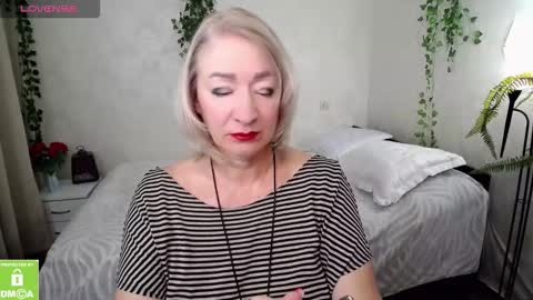 Irena online show from 10/12/25, 05:01