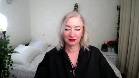 Irena online show from 06/04/26, 03:51