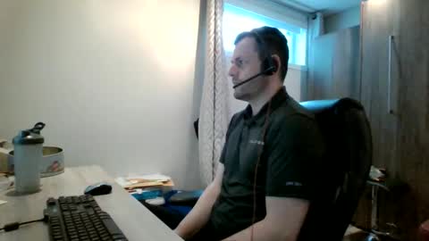 hurley7890 online show from 04/07/26, 02:50