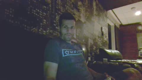 Snapshot of hurley7890 chatting on 06/25/26, 01:49 hurley7890 online show from 06/25/26, 01:49