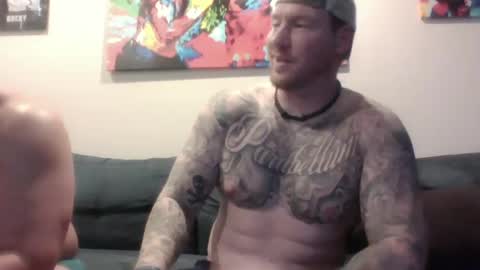 Snapshot of hurricanerodzilla chatting on 01/09/25, 01:29 hurricanerodzilla online show from 01/09/25, 01:29