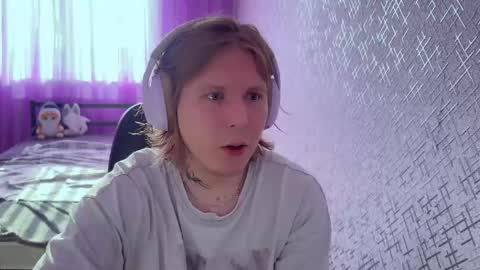 hurtqqq online show from 05/07/26, 02:44
