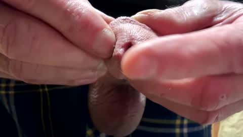 huskey300 online show from 02/22/25, 03:58