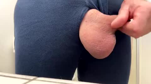 huskey300 online show from 02/26/25, 05:07