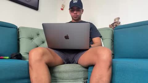 hvm20 online show from 12/20/25, 04:36