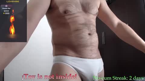 Snapshot of hxmister chatting on 12/19/24, 04:56 Andrew online show from 12/19/24, 04:56