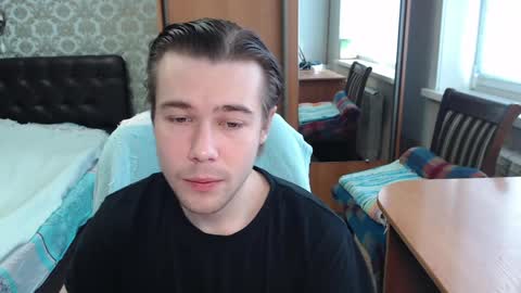 Tom online show from 04/01/26, 06:03