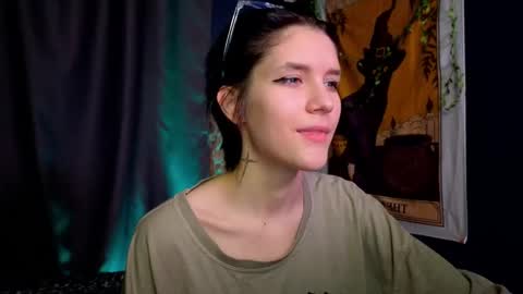 Hyeon Jin online show from 01/05/25, 02:27