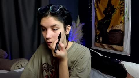 Hyeon Jin online show from 01/30/25, 08:42