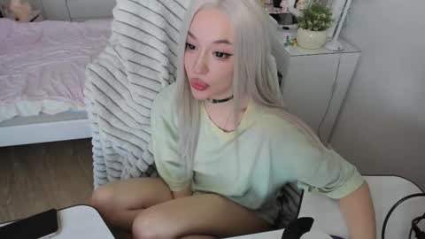 Snapshot of hyorinmaruu chatting on 09/19/25, 05:20 maru online show from 09/19/25, 05:20