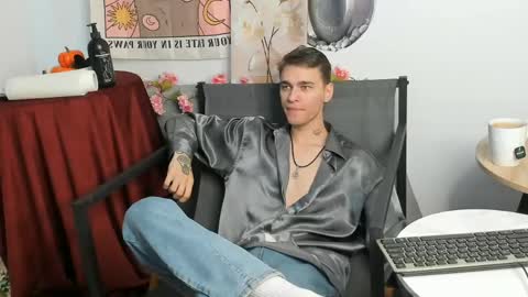 Snapshot of hyper_muse chatting on 03/28/26, 01:11 hyper_muse online show from 03/28/26, 01:11