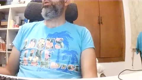 Hyperpau online show from 09/18/25, 02:57