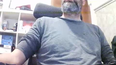 Hyperpau online show from 04/05/26, 05:15