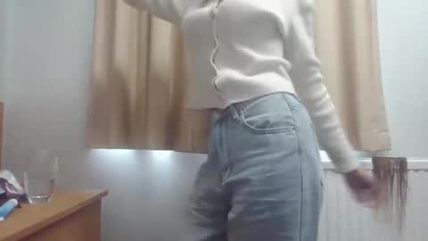 hypnoticlily online show from 04/17/26, 05:05