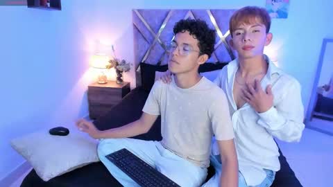 Snapshot of hyunjin_sun chatting on 11/10/25, 10:42 Son Hyunjin online show from 11/10/25, 10:42