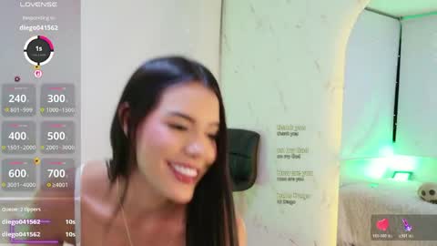 Tell Me Hanna  online show from 05/25/26, 02:39