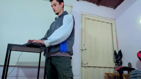 kelvis online show from 04/01/26, 03:07