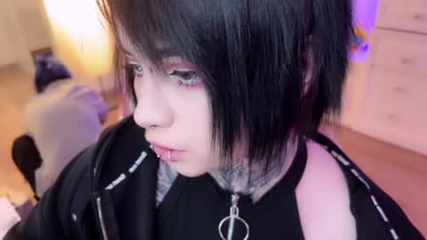 Snapshot of i_died_again chatting on 12/07/24, 11:07 Asya online show from 12/07/24, 11:07