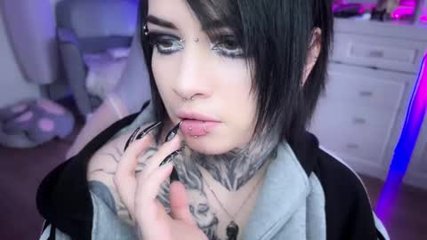 Snapshot of i_died_again chatting on 02/09/25, 10:42 Asya online show from 02/09/25, 10:42