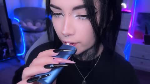 Snapshot of i_died_again chatting on 09/20/25, 09:21 Asya online show from 09/20/25, 09:21